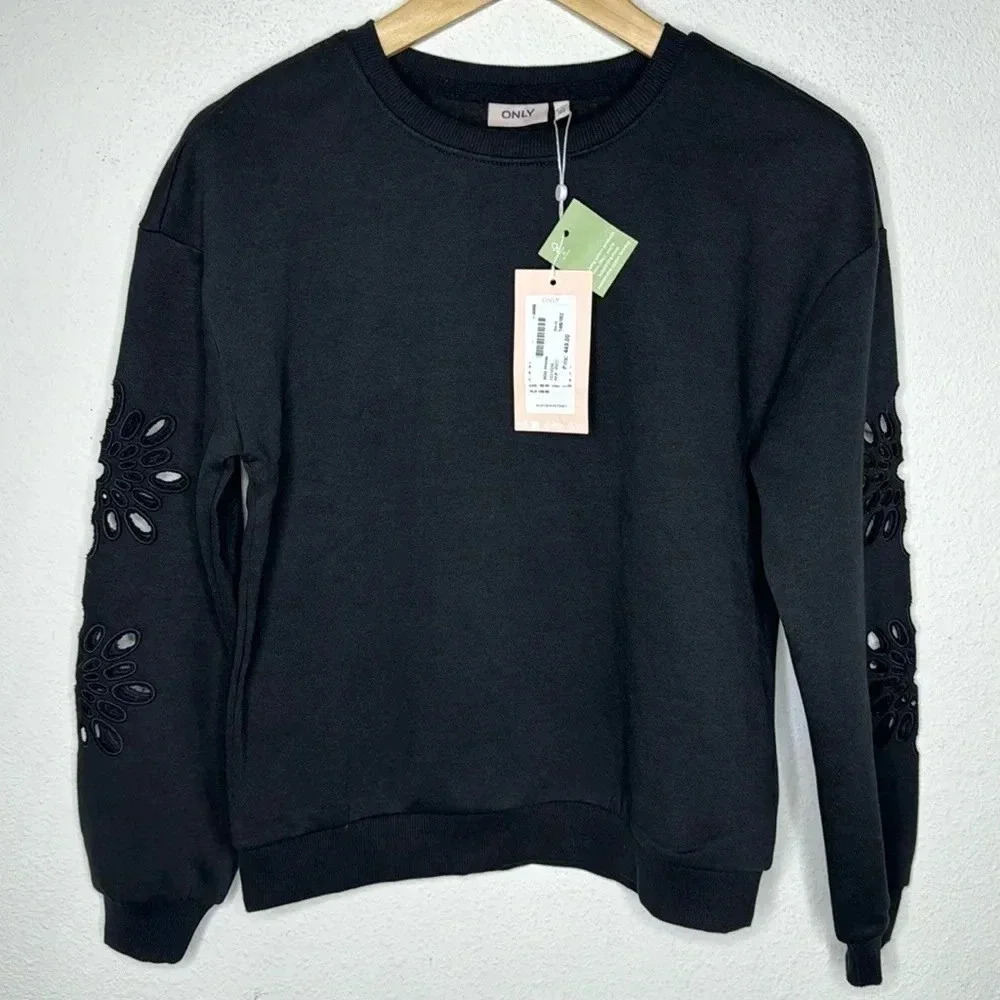 Only Cotton Black Sweatshirt Size Small And Nwt